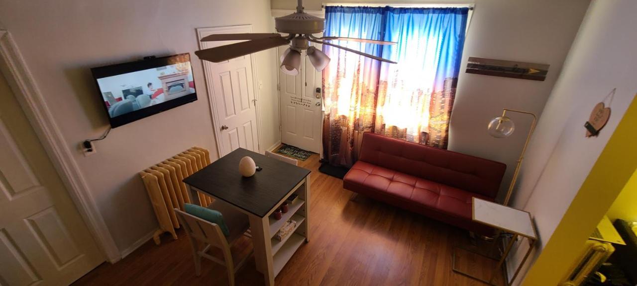 Cozy 1 Bedroom, 1 Min From Irving Park Blue Line, Free Parking شيكاغو المظهر الخارجي الصورة